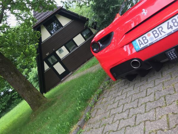 4-Ferrari 488 oder California T ab 99,-- € selbst fahren