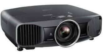 Projektor EH-TW9200 von Epson; Full HD-2D/3D-Projektor