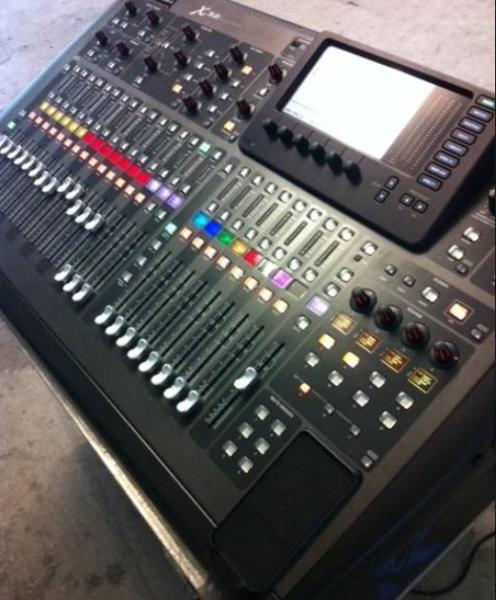 2-Behringer X32, Digitales Mischpult, Digitalpult