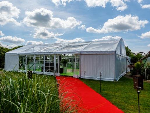 4-Rundbogenzelt Bodega Transparent 10x27m 270m², kein Fußboden mit Erdnagelverankerung