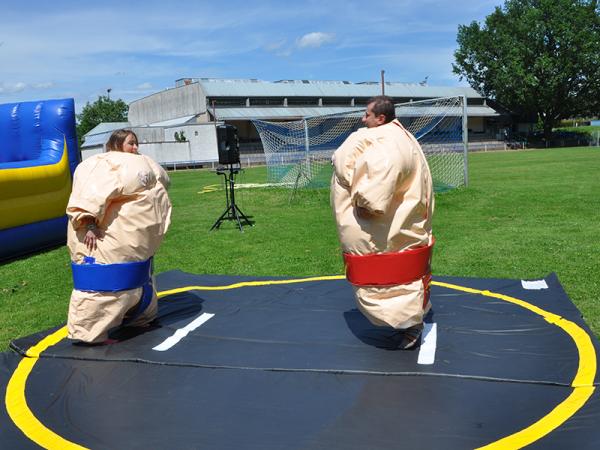 1-Sumo Wrestling / Sumo Ringen / Sumo Fatsuit