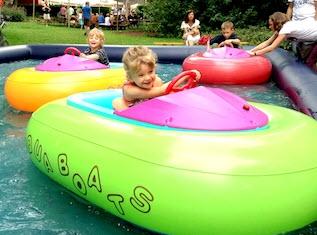 1-Kinder Bumper Boote inkl. Wasserpool