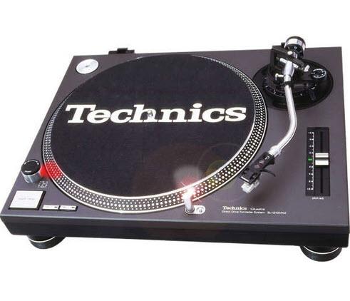 1-Plattenspieler; Technics SL1210 MK2