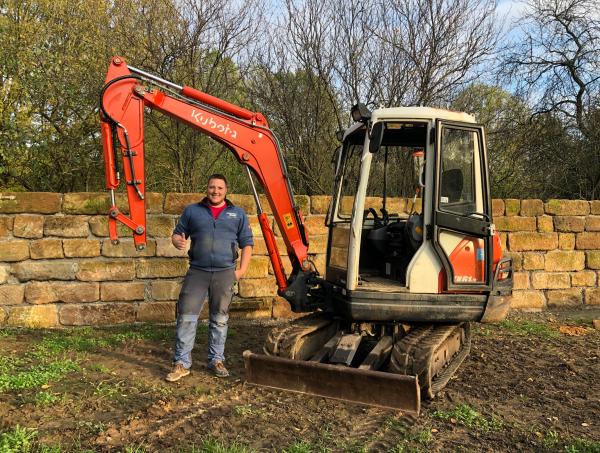 Kubota Minibagger mieten [bärenstarke 2,6 Tonnen] inkl. Anhängerlieferung in Coburg Oberfranken