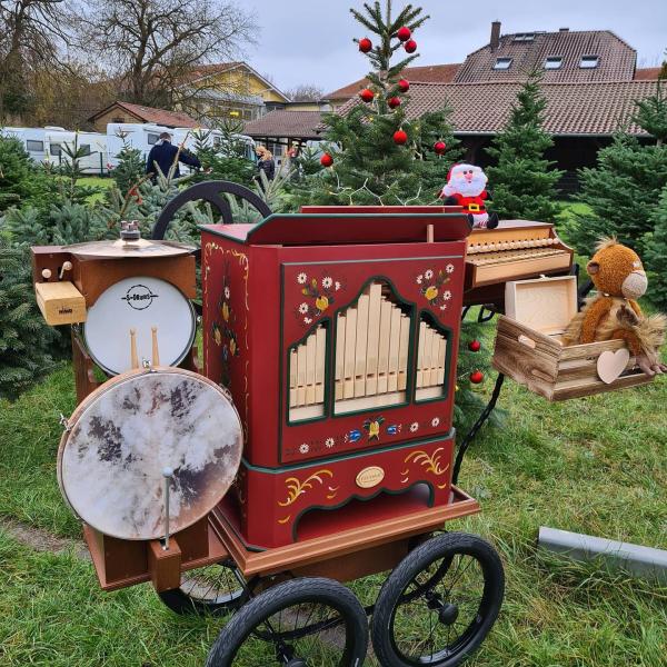 1-Wunderschöne handbemalte Drehorgel, der Hingucker aun allen Feierlichkeiten