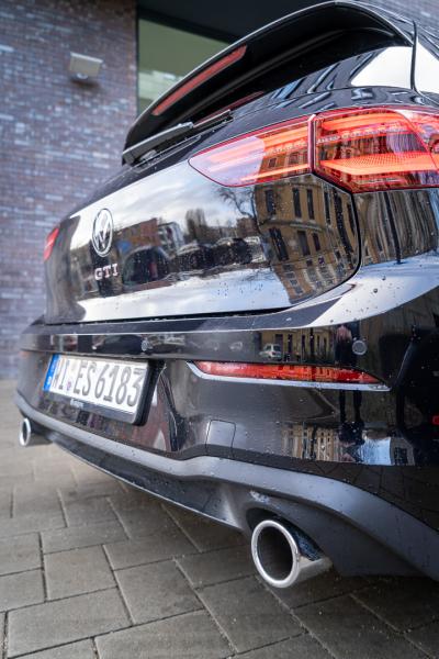 2-VW Golf 8 GTI -