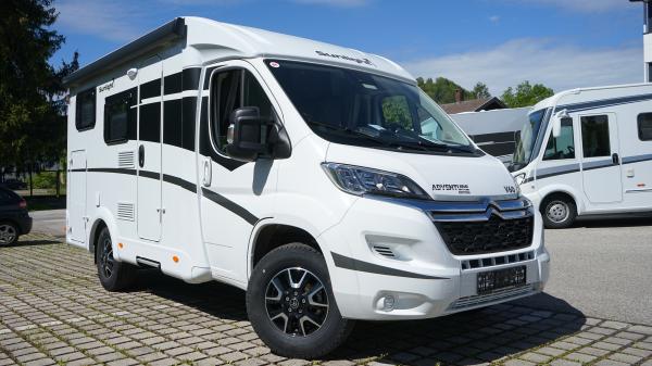 Wohnmobil Sunlight Van 60 Adventure-Edition mit 5,99 Metern Länge für bis zu 2 Personen.