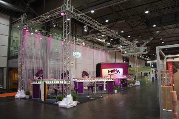 1-Traveresen Messestand (Ground-Support) 6m x 4m x 3, 50m