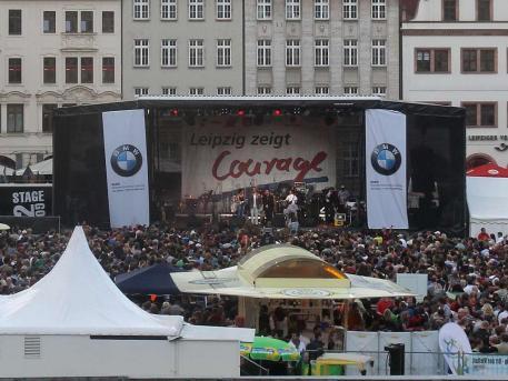 2-Mobile Show - Bühne 140m² - Bühnensystem "Smart Stage" für Stadtfes...