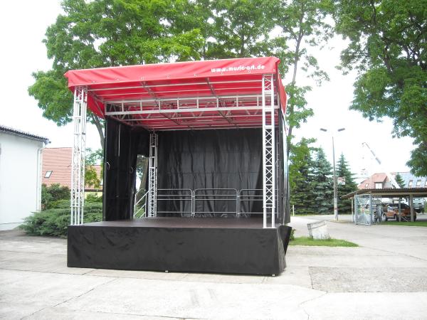 1-Bühne 30m² – Multistage für Stadtfest, Kundgebung, Präsentation, Roadsh...