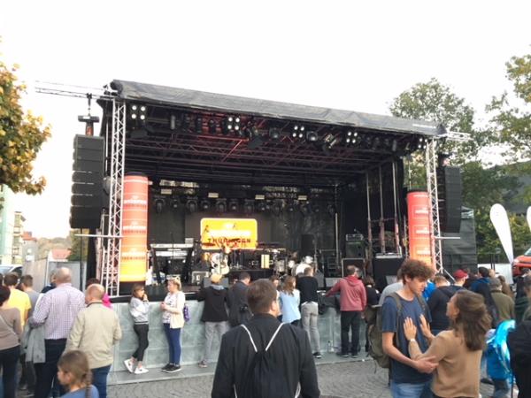 6-Mobile Show - Bühne 60m² - Stagemobil für Stadtfest, Events, Festivals & Konzerte