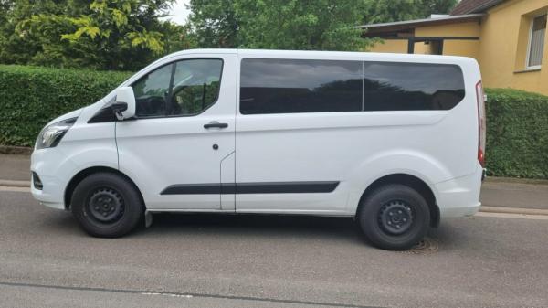 2-9 Sitzer PKW - Ford Transit Custom Kombi Trend 2,0 - Schaltgetriebe - inkl. 100 Frei-KM