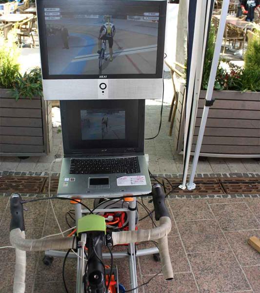 1-TOUR DE FRANCE FAHRRADRENNEN SIMULATOR