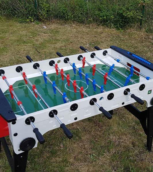 4-Tischkicker / 4 Personen Kicker