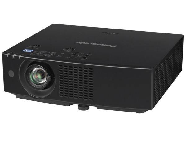 1-Panasonic PT-VMZ61 Videobeamer 6.200 AnsiLumen