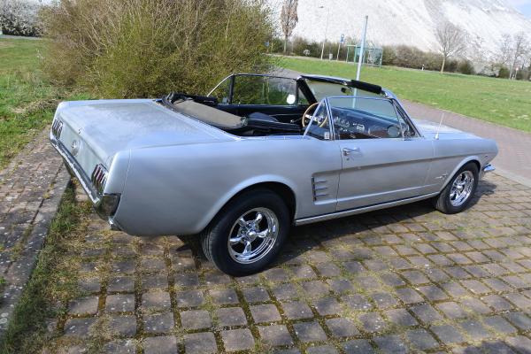 6-1966 Ford Mustang GT Cabrio mieten! Rent the American Dream!