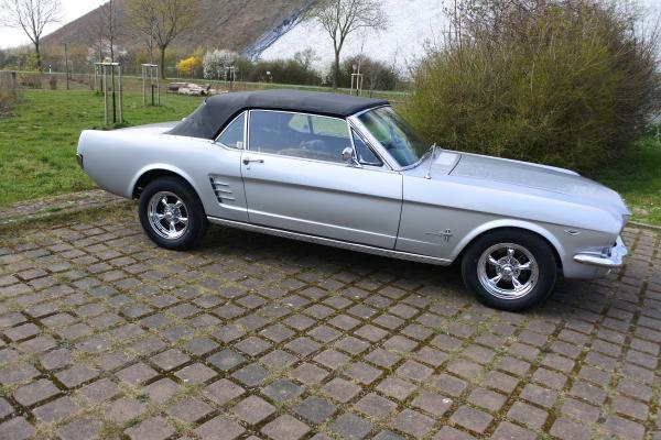1-1966 Ford Mustang GT Cabrio mieten! Rent the American Dream!