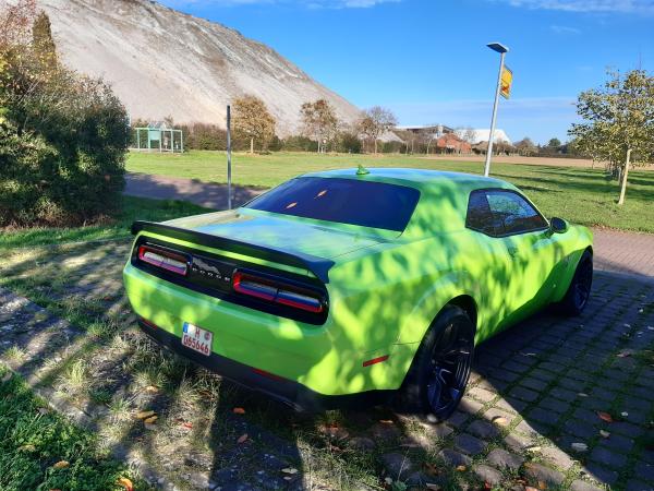 3-Dodge Challenger Widebody 6.4V8 mieten! Rent the American Dream!