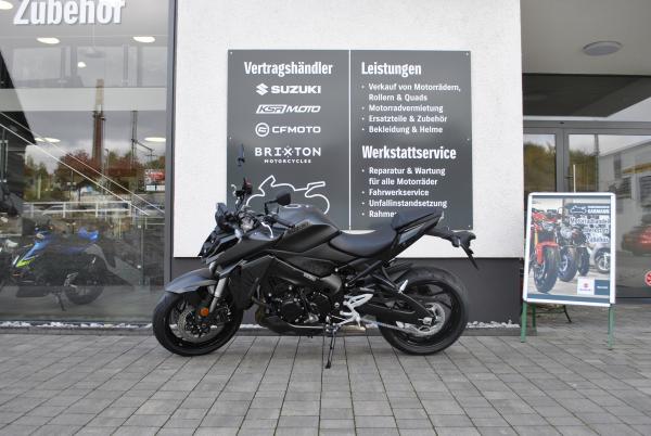 3-Suzuki GSX-S 950