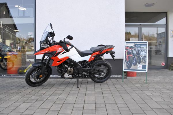 2-Suzuki V-Strom 1050 XT