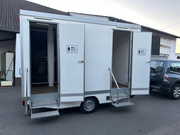 1-Exklusiver Toilettenwagen zu vermieten bis 300 Personen