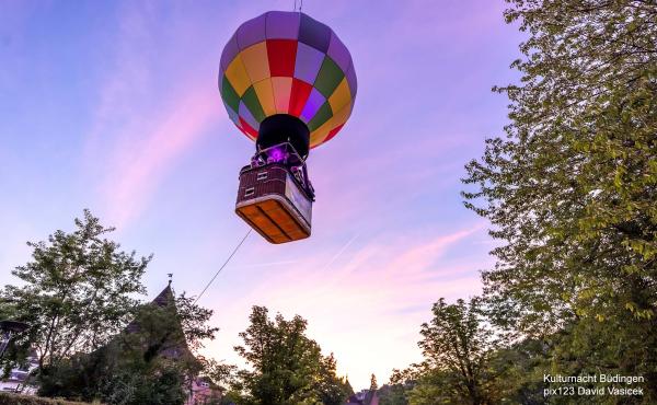 6-Ballon am Kran für Aussichtsfahrten an Ihrem Wunschort vom Profi