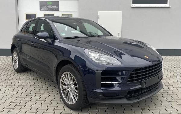 Porsche Macan S