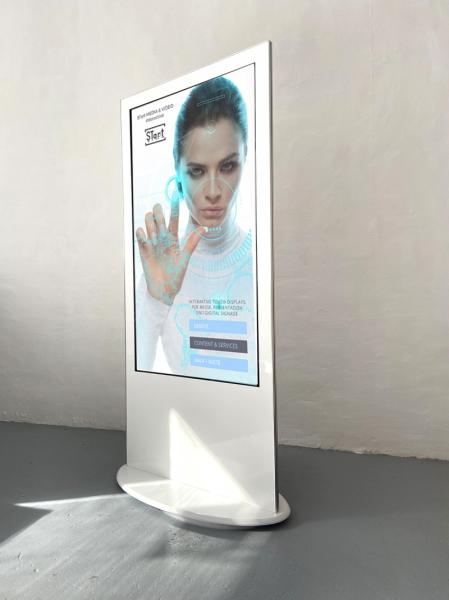 1-Stele mit 60 Zoll Touchscreen