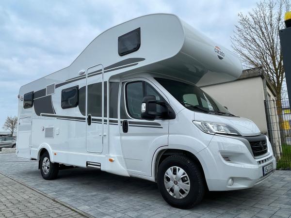 4-Carado A 464 - Alkoven bis 6 Personen - Wohnmobil Mieten