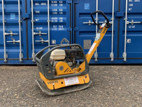 NTC Rüttelplatte VDR 26, 160 KG, mit Vor- und Rückwärtslauf.
