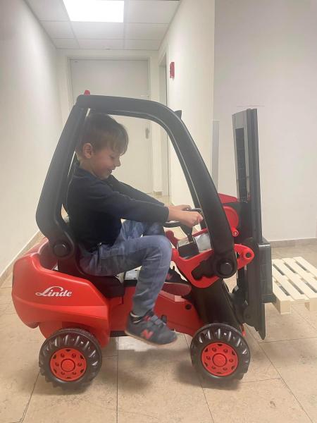 4-Bobby Car Gabelstapler für Kinder