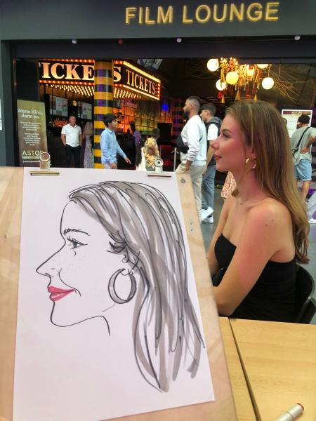 2-Beliebten Karikaturist & Schnellzeichner buchen (mieten) schon ab € 450,00, landesweit!