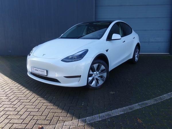 2-MIETWAGEN - Tesla Model Y SR | Y-5500E