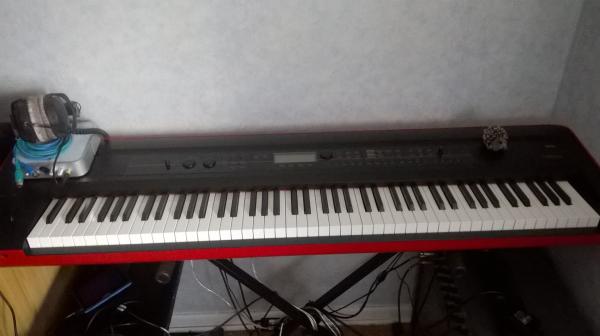 2-Korg Kross Workstation 88 Tasten