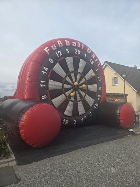 3-Fussball Dart mit 5 oder 3 Meter Durchmesser zur Einschulung am 06.09.2025 mieten