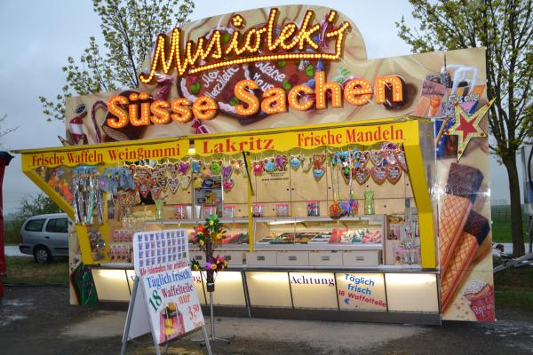 Verkaufswagen, Fischwagen, Imbisswagen oder ähnliches für ihre Veranstaltung? mit Kühltheke