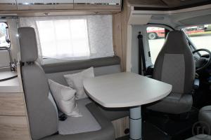 3-Wohnmobil Euramobil Profila RS 695 EB.