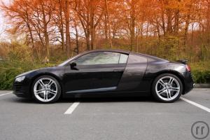 2-AUDI R8