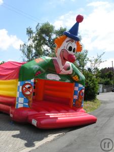 2-Hüpfburg Clown 6x7,30m mit Dach
- Springburg, Gumpiburg, Sprungschloss