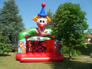 1-Hüpfburg Clown 6x7,30m mit Dach
- Springburg, Gumpiburg, Sprungschloss