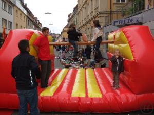 2-Kissenschlacht das lustige Wettkampfspiel