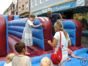 4-Bungee Run, Elastorun, Bungee Rennen- eine Gaudi für Kinder und Erwachsene