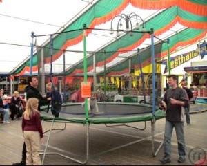 5-Trampolin FUNRING mit Sicherheitsnetz 4,20 m für Kinder & Erwachsene die sich sportlich ...