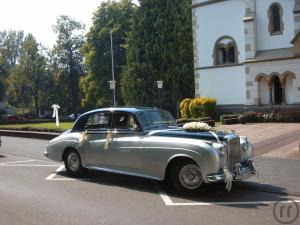 2-Bentley S2 - Oldtimer
Hochzeitsfahrzeug mit besonderer Note