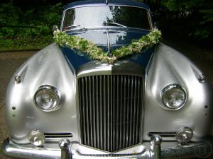 3-Bentley S2 - Oldtimer
Hochzeitsfahrzeug mit besonderer Note