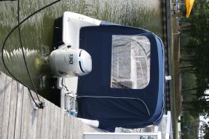 3-B / Coverline 640 (2B+1S) Rassiges Sportboot im italienischen Stil.