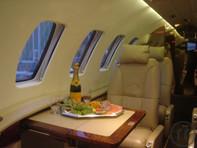 2-Citation CJ2 - Mieten Sie diesen Business Jet für 6 Personen.