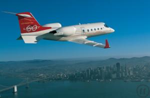 Learjet 60 - Mieten Sie diesen Business Jet für 7 Personen.
