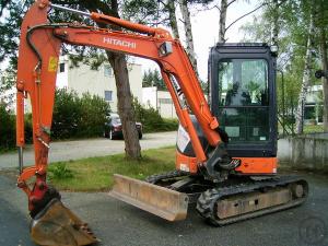 Kompaktbagger Hitachi, Typ XS 35 U, Kurzheckbagger