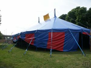 Circuszelt 16x24m mit 328 Qm und Fußboden